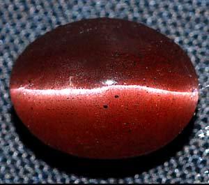 CE005 Oval Cabochon Natural Brown Cats Eye Scapolite 2.30Ct