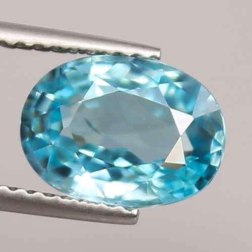 ZN189 Oval 3.20ct 9.8x7.3mm Natural Blue Zircon cambodia